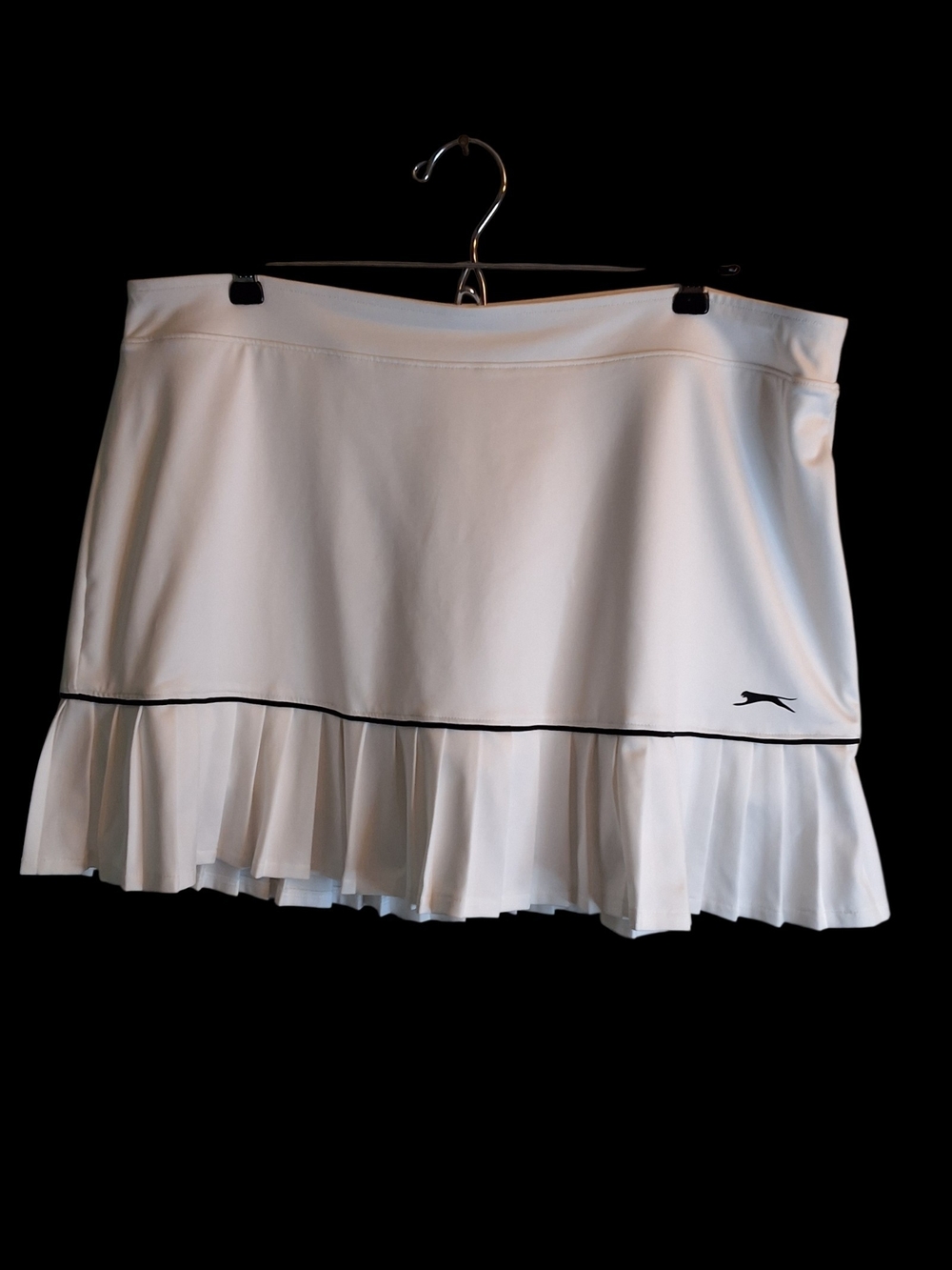 Women's White Pleated Hem Athletic Skort Slazenger L